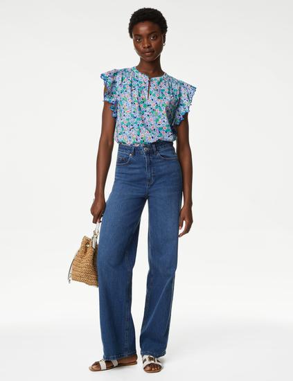 Floral V-Neck Ruffle Blouse