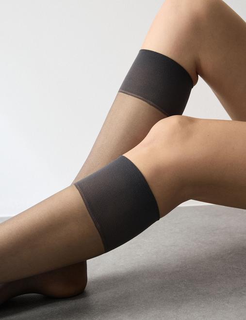 4pk 10 Denier Ladder Resist Knee Highs