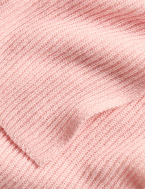 Ribbed Knit Scarf