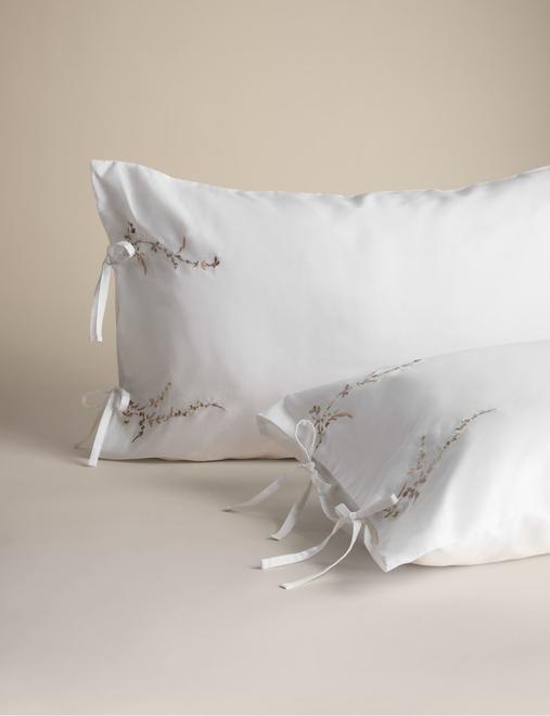 Pure Cotton Tamsin Trailing Blossom Bedding Set